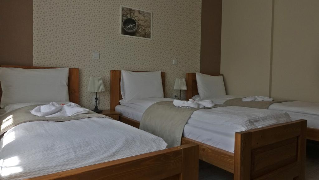 Alice Panzio Gold Bed and Breakfast Kalocsa Εξωτερικό φωτογραφία